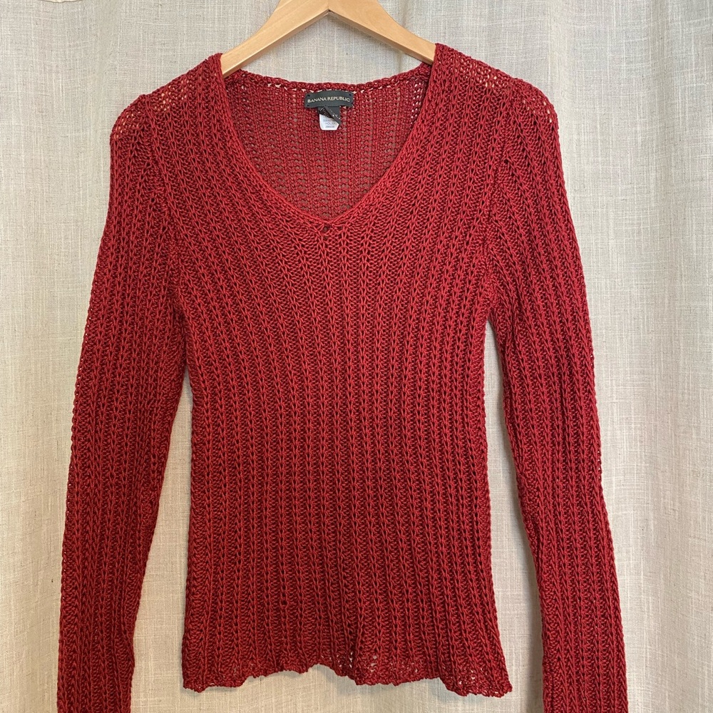 Banana Republic Red V-Neck Sweater Cozy Knit
